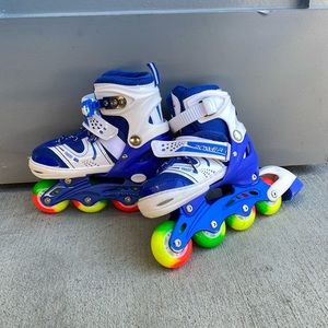 Rollerblades small sizes 12-2 light up wheels